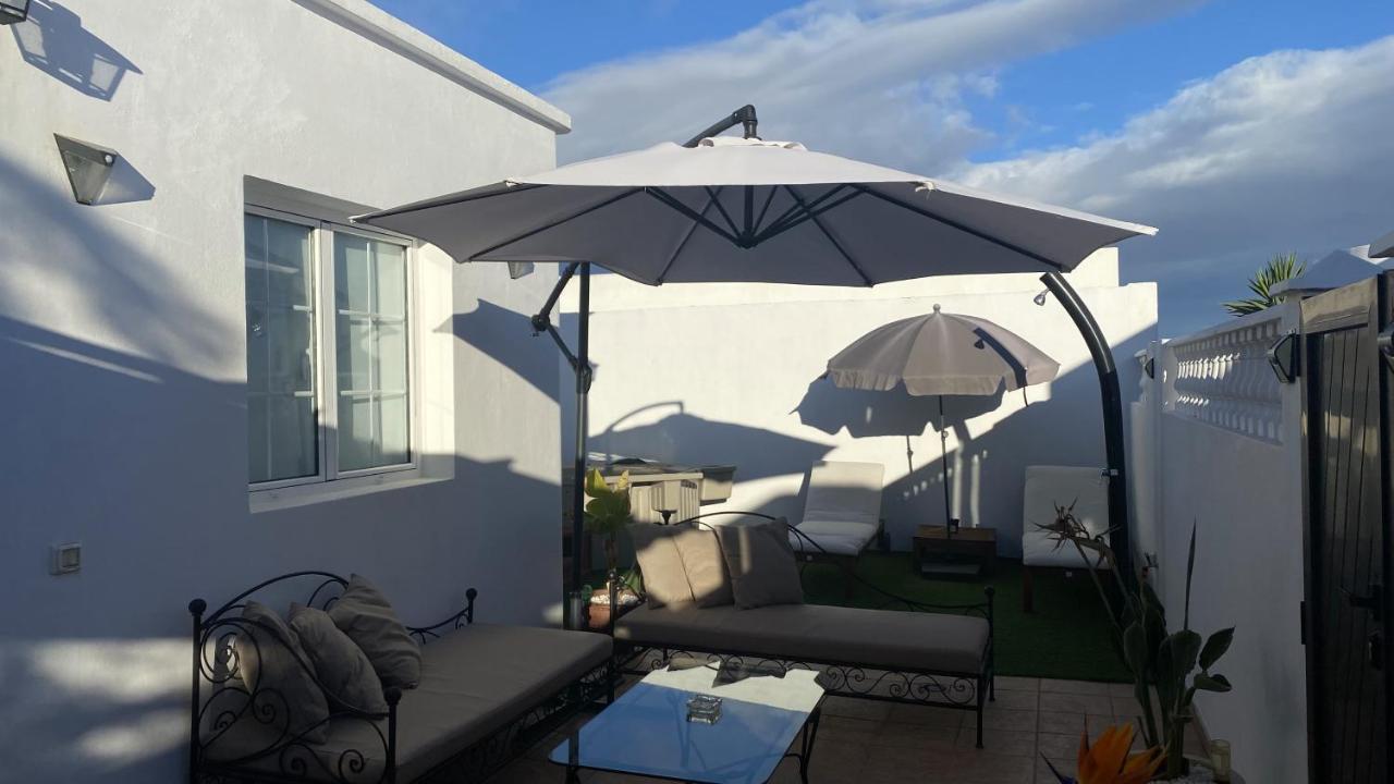 La Duomo Di Vulcano Villa Playa Honda  Buitenkant foto